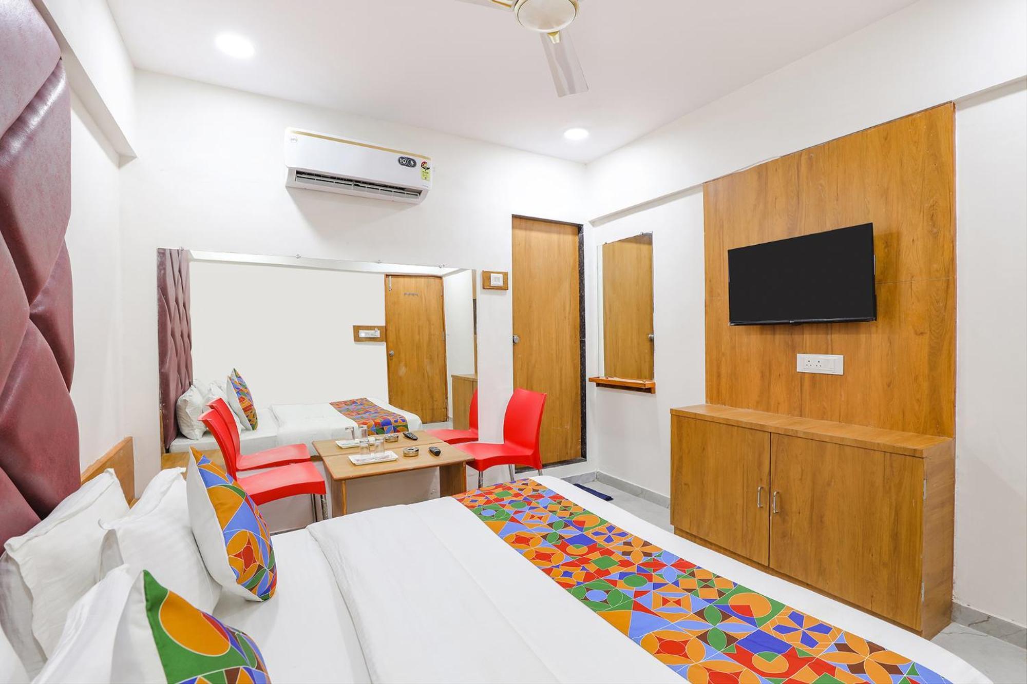 Fabhotel Crystal I - Gandhinagar Exterior photo