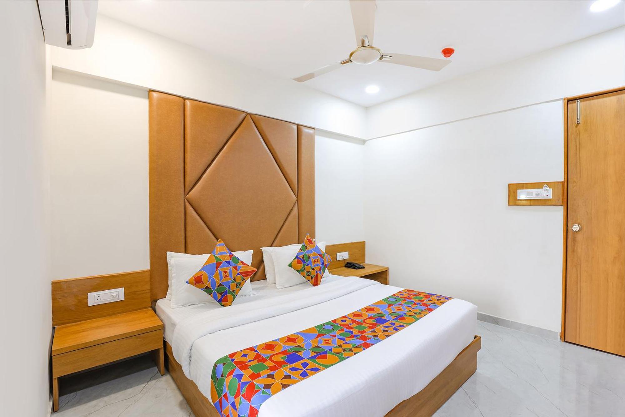 Fabhotel Crystal I - Gandhinagar Exterior photo